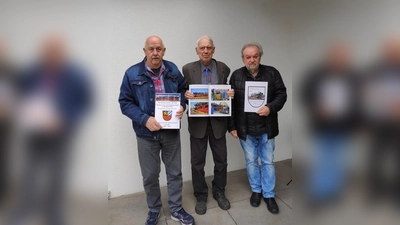 Vorstellung der Chronik. (Bild: Helmut Ruhland)