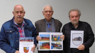 Vorstellung der Chronik. (Bild: Helmut Ruhland)