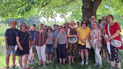 Die Teilnehmer des Ausflugs ins Freilandmuseum. (Bild: Gerda Eiber)