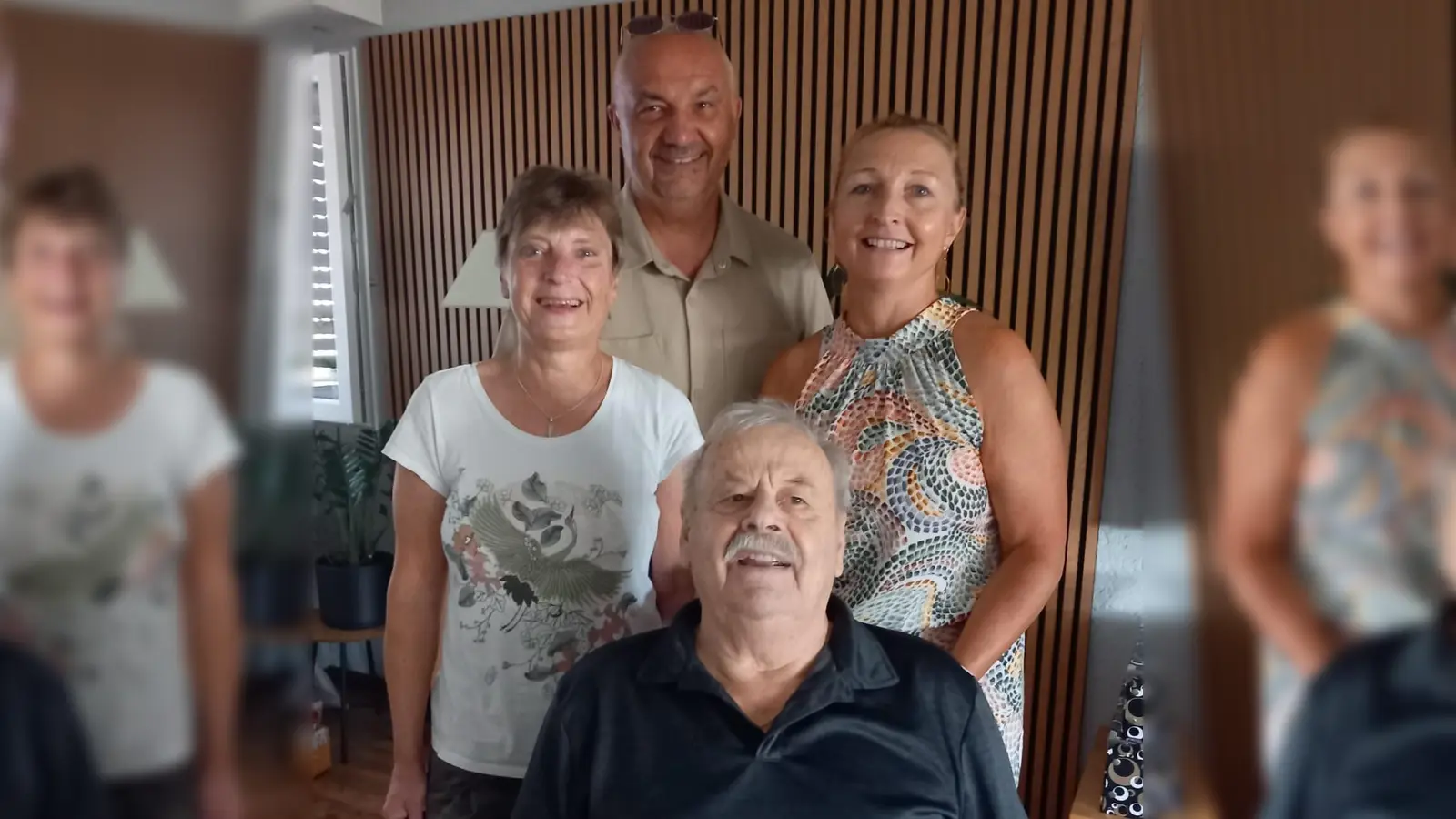 Im Bild v.l.n.r. Martina Weber, Herbert Merther, Heike Merther, vorne Horst Welsch. (Bild: Bernhard Birkner)