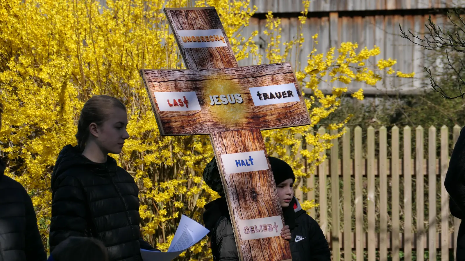 Letzte Station im Pfarrgarten (Bild: Markus Suttner)