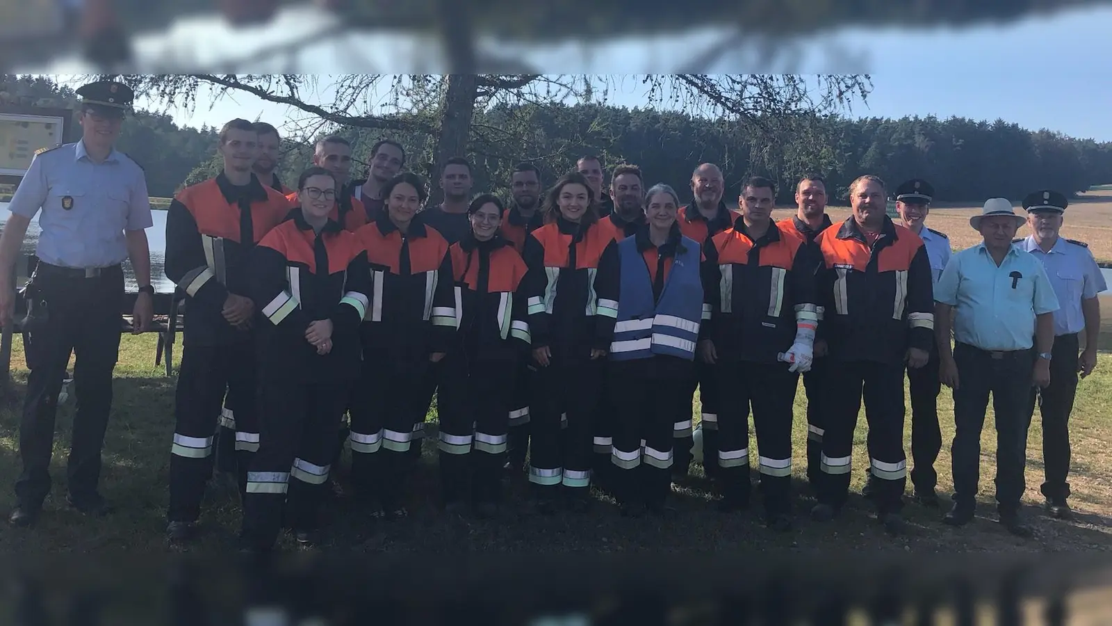 Die beiden Löschgruppen der FFW Bühl von Stufe Bronze bis Bronze Ü40. (Bild: Christian Dummer )