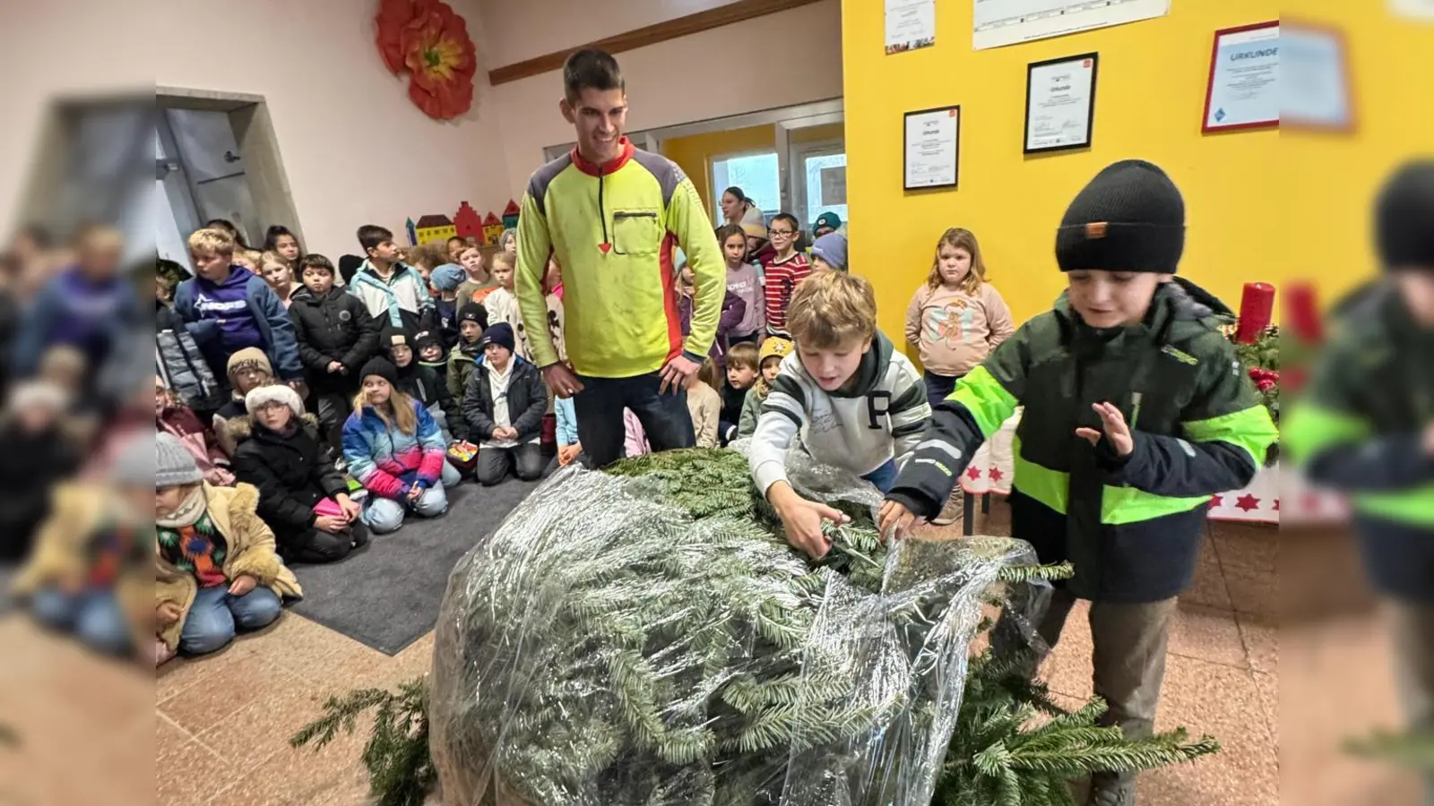 Teamarbeit in der Grundschule Wiesau. (Bild: Inge Dick)