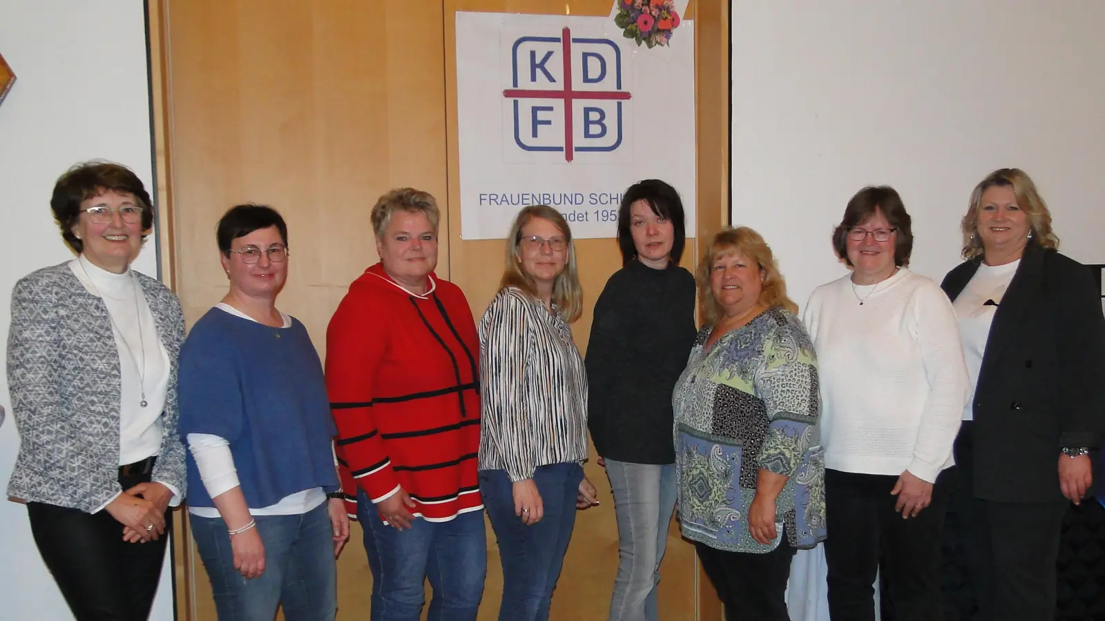 (v.Li.): Christa Münster, Regina Leonhard, Petra Birner, Johanna Schertl, Petra Weiß, Brenda Wild, Christine Ratzke, Kerstin Aufschneider. (Bild: Christa Münster)