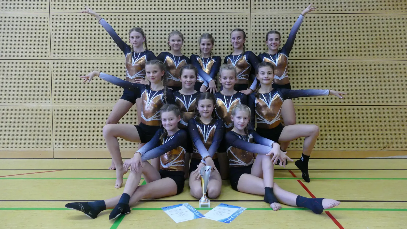 Die Turnerinnen des SVSW Kemnath absolvierten einen erfolgreichen Wettkampf beim Bayernpokal Regionalentscheid. (Bild: Larissa Wegmann)