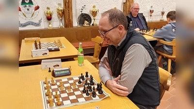 Gut gelaunt zum Blitz-König: Gerhard Franz (Bild: Jürgen Zeitler)