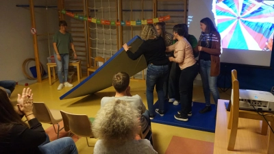 Elternabend mit Schwung (Bild: Monika Steffens)