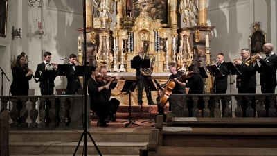 Der Höhepunkt des Konzerts: Das gemeinsame Spiel von „iBrass und Freunden” zusammen mit dem „Korkenzieher-Quartett”. (Bild: Philipp Korb)