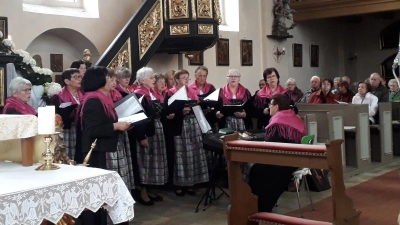 Maiandacht mit dem Landfrauenchor in Heldmannsberg. (Bild: Roland Klein)