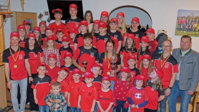 Die Gewinner der Pleysteiner Ski - Stadt- und Vereinsmeisterschaft 2026 (Bild: Alexander Schön)