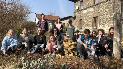 Die Bahnhofskrähen freuen sich, ins neue Gartenjahr zu starten (Bild: Valentina Gralla)