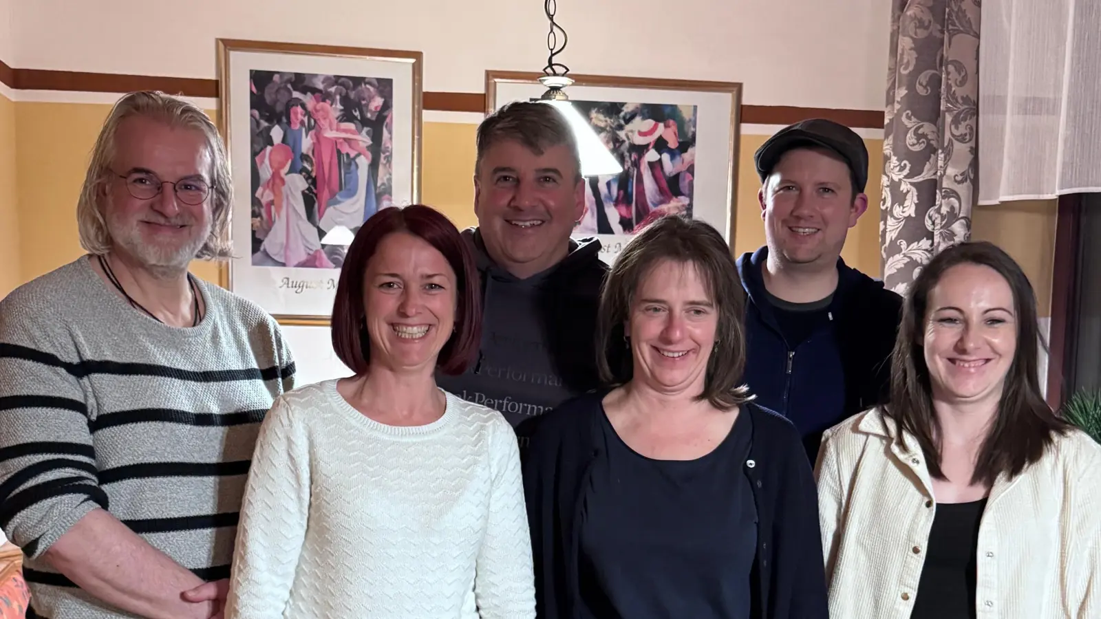 von links: zweiter Vorstand: Erwin Dehling, Kassier: Maria Schötz, Beirat: Jochen Kellner und Kerstin Bodendörfer, erster Vorstand: Björn Schötz, und Beisitzerin: Sandra Polifka. (Bild: Hans Sieß)