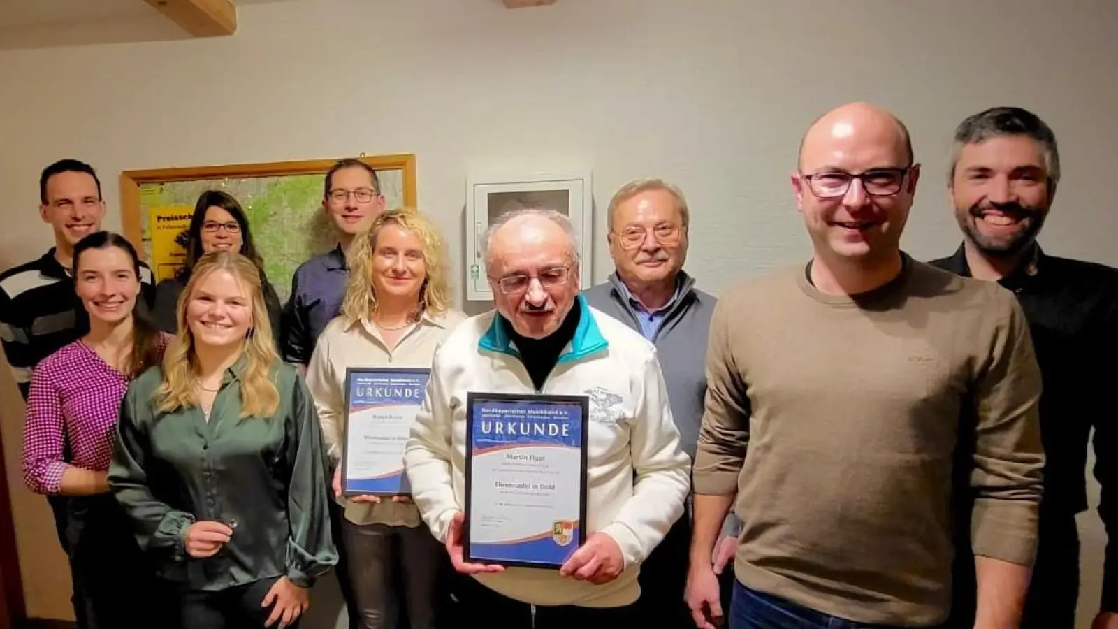 von links: Andreas Rickauer, Veronika Rickauer, Marina Scherm, Luisa Etterer, Benjamin Ritter, Bianca Rothe, Martin Fippl, Hans Hecht, Johannes Hecht, Johannes Dötterl-Franz (Bild: Bernadette Lippert)