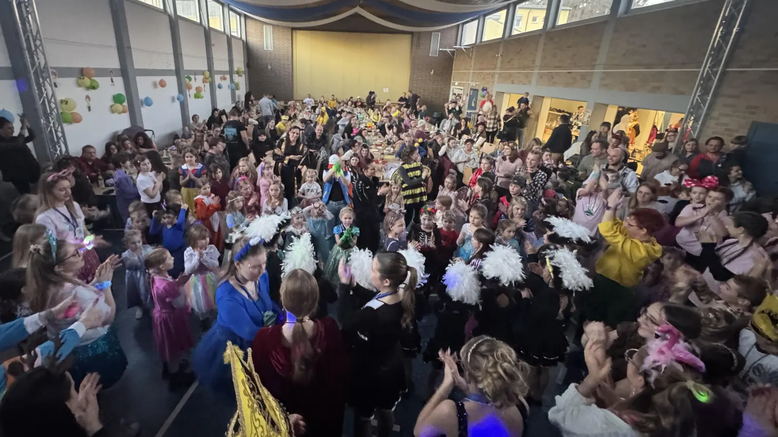 Der Kinderfasching des Pressather Faschingsverein war ein voller Erfolg. (Bild: Alina Bäumler)