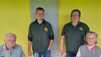 Von links Günter Kastner, 2. Vorstand René Dietrich, 1. Vorstand Christina Kastner, Erika Kastner (Bild: Christina Kastner)