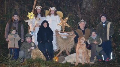 Die Akteure des Krippenspiels. (Bild: Marie Walther)