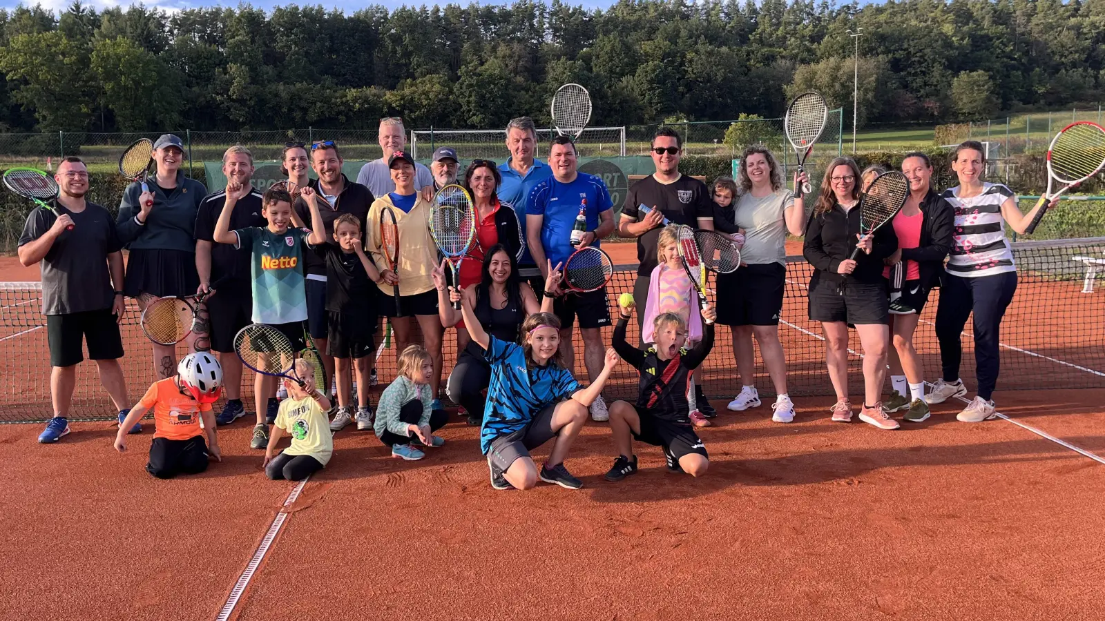 Die Tennisabteilung des TSV Pressath (Bild: Simone Deglmann)