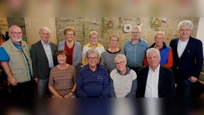 Mit dieser Mannschaft geht der AWO-Ortsverein in die nächste Wahlperiode von vier Jahren. (Bild: Fred Lehner)