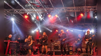Bereits beim Kultursommer 2022 sorgte Soul Station No. 10 am Eisweiher für beste Stimmung. Am 20. Juni kehrt die beliebte Formation mit Funk, Soul und Rock'n'Roll nach Kemnath zurück. (Bild: Andreas Pöppel)