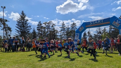 Frühlingsfest des SK Fürnried mit Wiesenlauf (Bild: Hermann Maderer)