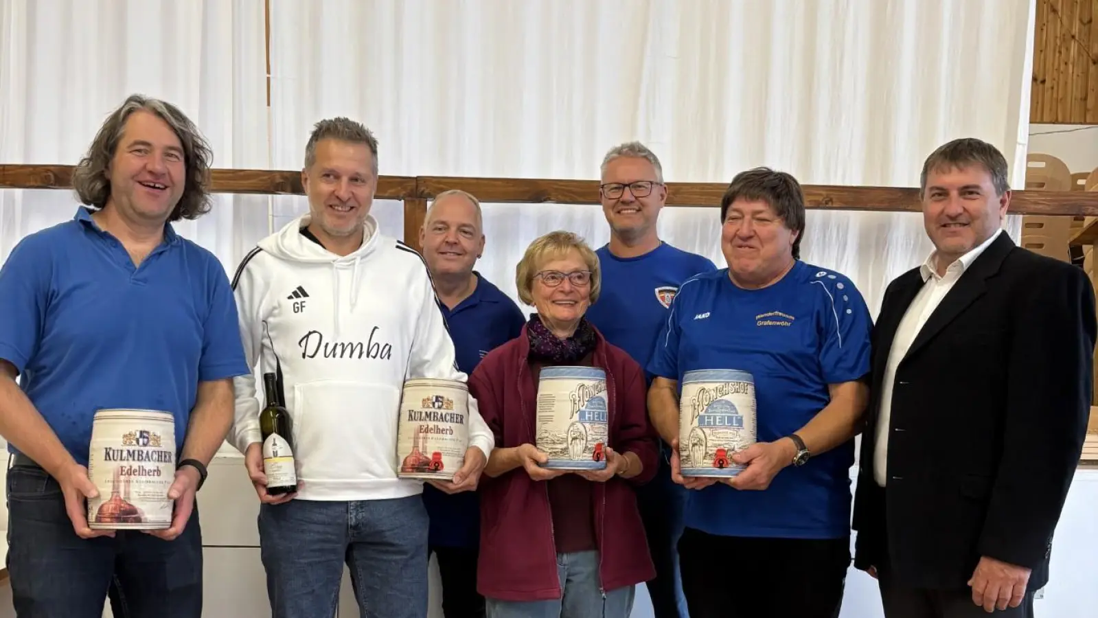 Siegerehrung der Vereine mit den größten Gruppenmeldungen. (Bild: Annalena Schmitt)