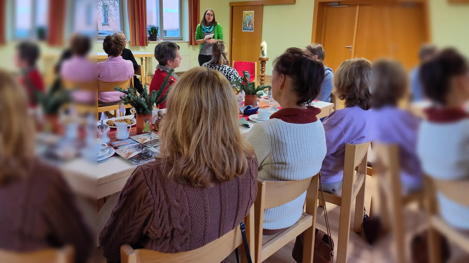 Andacht von Pfrin Carmen Riebl (Bild: Christina Ponader)