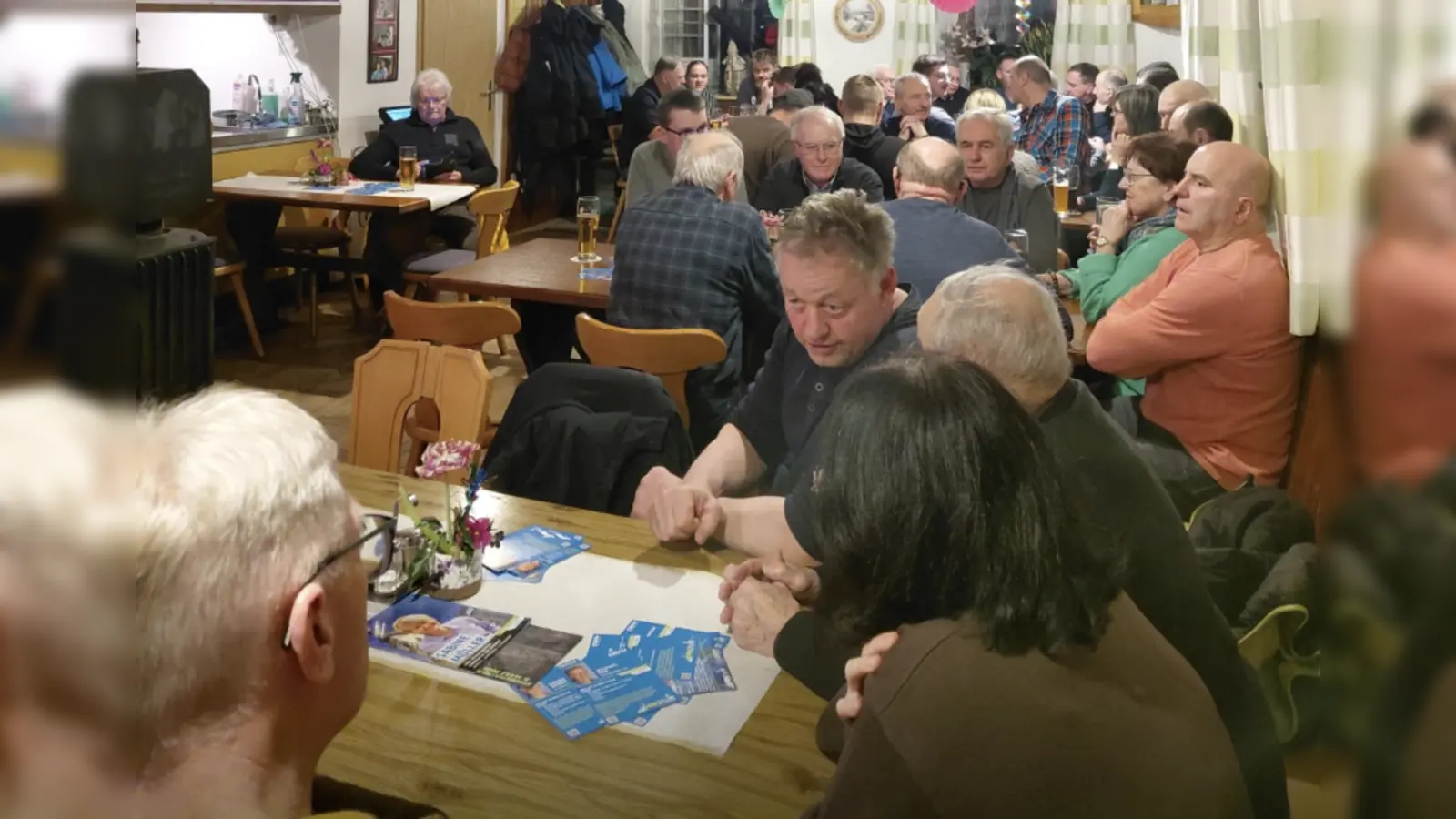 Ortsteilgespräch im Schützenheim Wolfsbach (Bild: Klaus Hernes)