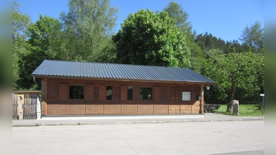 Die Krieger- und Soldatenkameradschaft (KSK) Böhmischbruck e.V. lädt zur feierlichen Einweihung des neuen Vereinsheims am Sonntag, 6. Juli, in Böhmischbruck ein.  (Bild: Josef Winklmann )