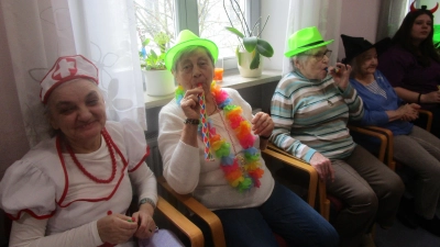 Weiberfasching bei den Marienheim-Senioren (Bild: Daniela Donhauser)