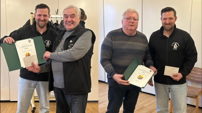 Ehrung der Vereinsmeister Georg Mutzbauer und Hans Kiener durch 1. Vors. Patrick Schmid (Bild: Thomas Schreier)