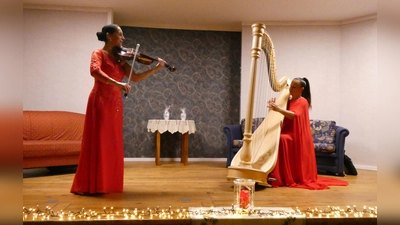 Eva Mokra, Viola und Katarina Sevcikova, Harfe (Bild: Karl Prell)