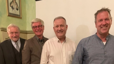 Wegen ihres guten Rufs und Erfolgs haben alle gut lachen bei der Projekthilfe Dr. Luppa (von links): die beiden Ehrenvorsitzenden Dr. Ulrich Schmid und neu in dieser Funktion Dr. Ulrich Siebenbürger, der neugewählte Vorsitzende Thomas Amann und sein ebenfalls neuer Stellvertreter Thomas Spörer.  (Bild: Cornelia Siebenbürger)