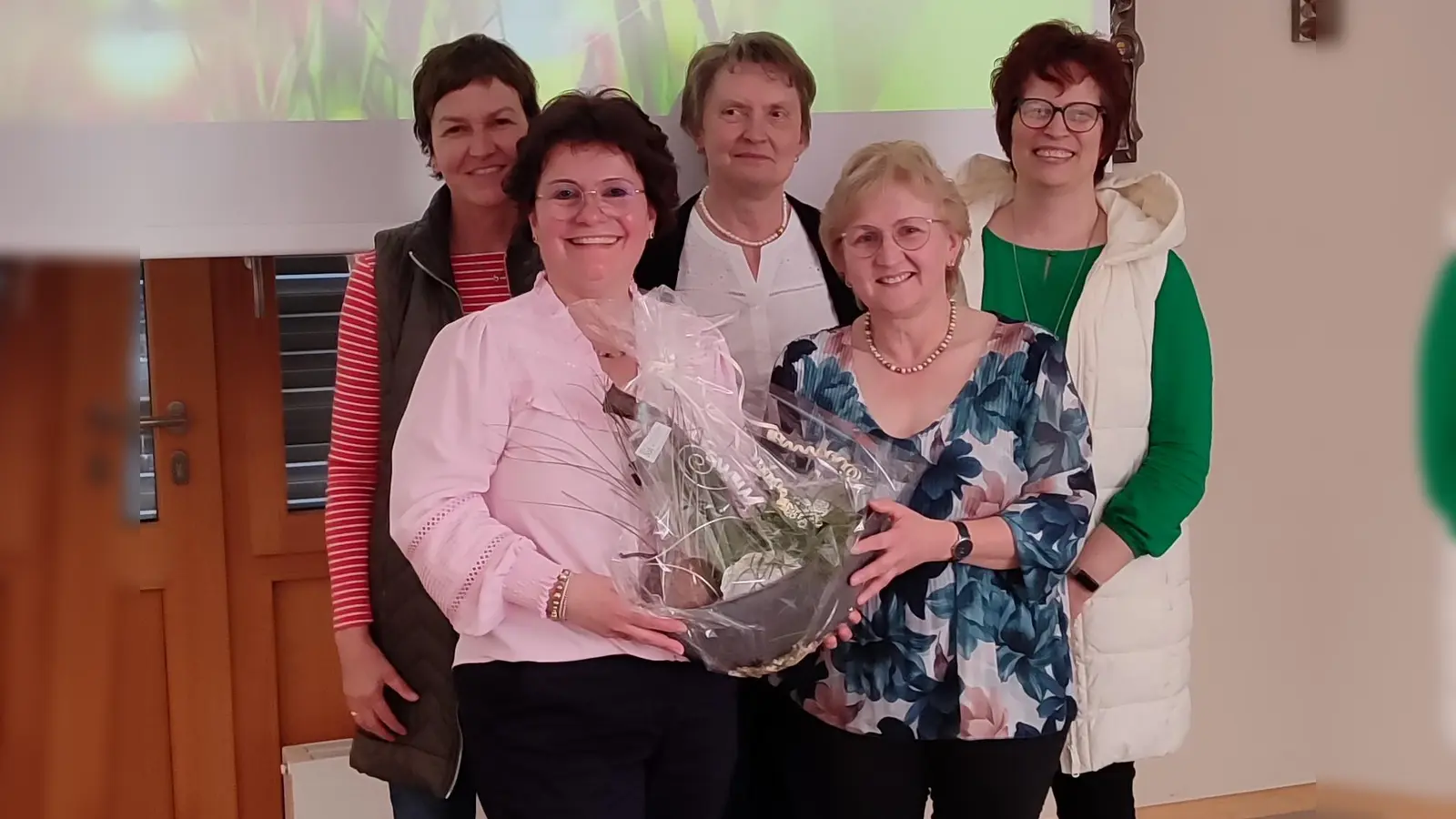 Von links: Stellv. Diözesanvorsitzende Rita Kleierl, Referentin Irene Sebald, Brigitte Müller, Maria Müller, Heike Klein. (Bild: Maria Müller)