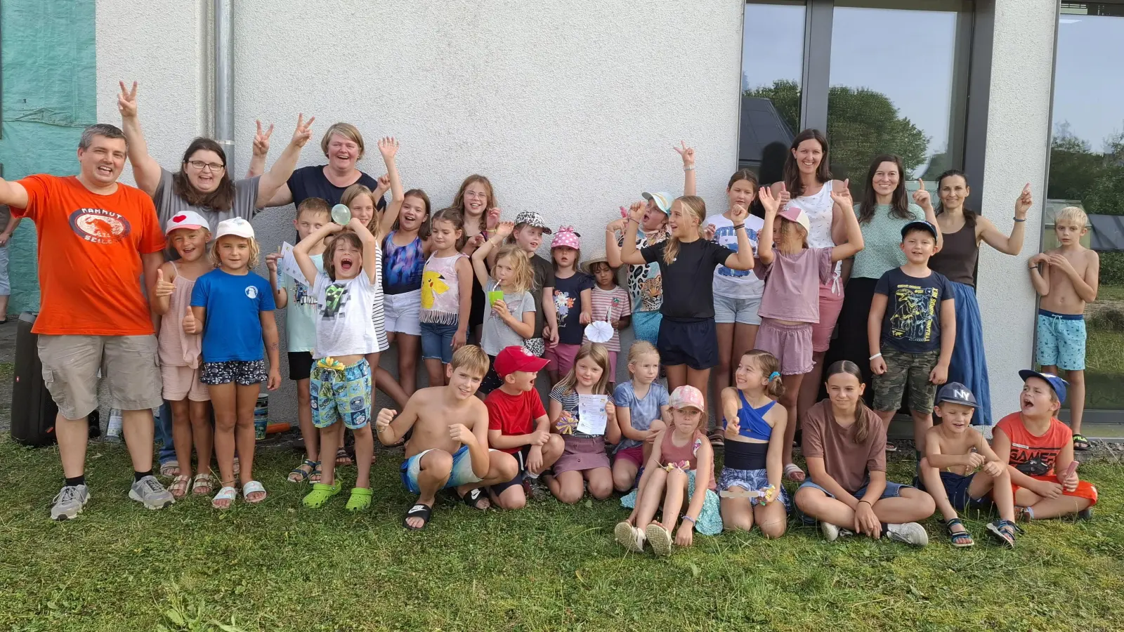 30 Kinder hatten sich zum Ferienprogramm angemeldet (Bild: Stefanie Luber)