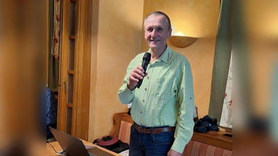 Der Vorsitzende bei der Herbstversammlung (Bild: Barbara Dirrigl)