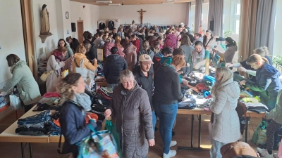Ansturm am Baby- und Kinderbasar. (Bild: Pamela Wünsche)