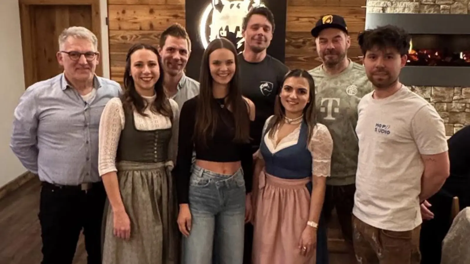 Thomas Gebhardt, Steffi Högner, Michael Polster, Lisa Mertel, Christian Donhauser, Valeria Gomez, Wolfgang Übler, Nikolas Luber (Bild: Ivonne Bauer)