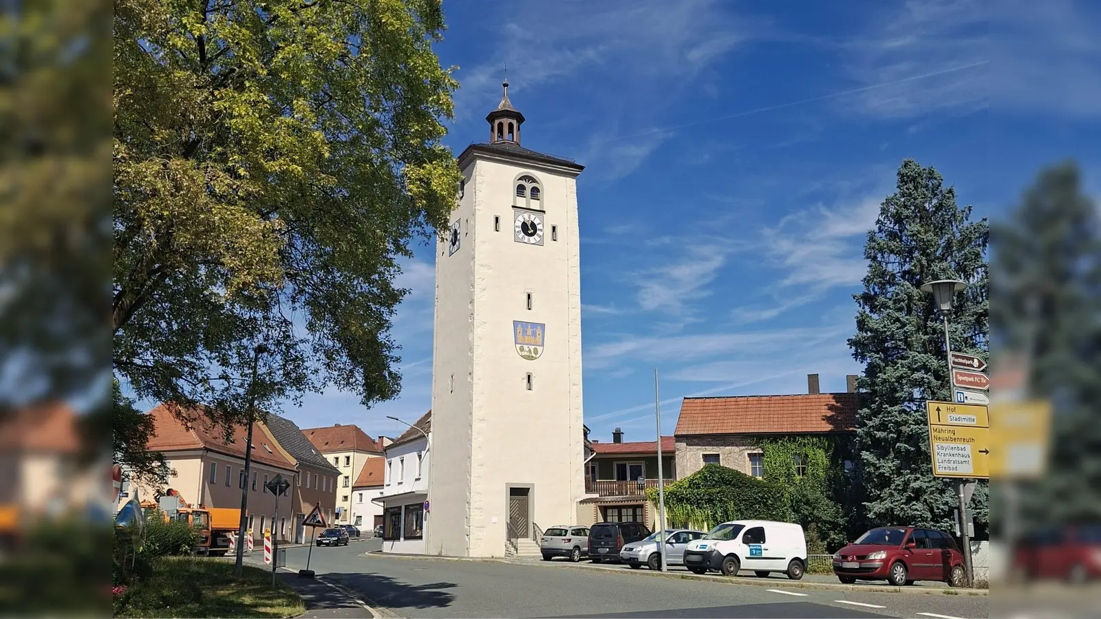 Blick auf den Klettnersturm, dem Wahrzeichen der Stadt Tirschenreuth. (Bild: Jessica Hecht)