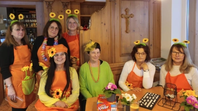 Nicole Herrmann, Heike Herbst, Gerda Stollner, Jana Kontny, Margit Götz, Anita Utz, Petra Danhauser (Bild: Gerda Stollner)