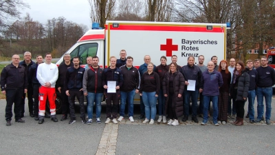 22 Teilnehmer aus den Feuerwehren Burgtreswitz, Döllnitz, Floß, Leuchtenberg, Waidhaus und Waldthurn nahmen an dem Lehrgang teil (Bild: Josef Pflaum)