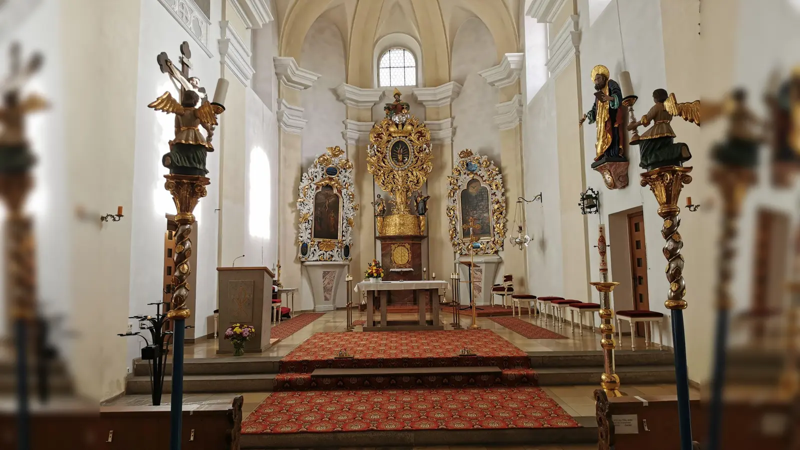 Die Pfarrkirche beherbergt viele sakrale Schätze. (Bild: Karl Ziegler)