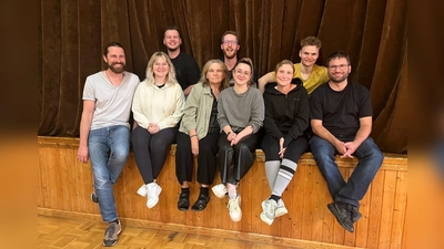Die Theatergruppe der Weidner Komödiens e.V. (Bild: Moritz Egeter)