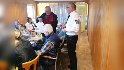 1. Vorstand Raimund Pinzer I bei seiner Rede vor den versammelten Mitgliedern in der Gaststätte Fantasie in Kemnath (Bild: Sandra Pinzer)