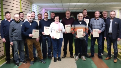 Beim TSV Waidhaus wurden langjährige Mitglieder für ihre Vereinstreue geehrt. (Bild: Franz Strobl)