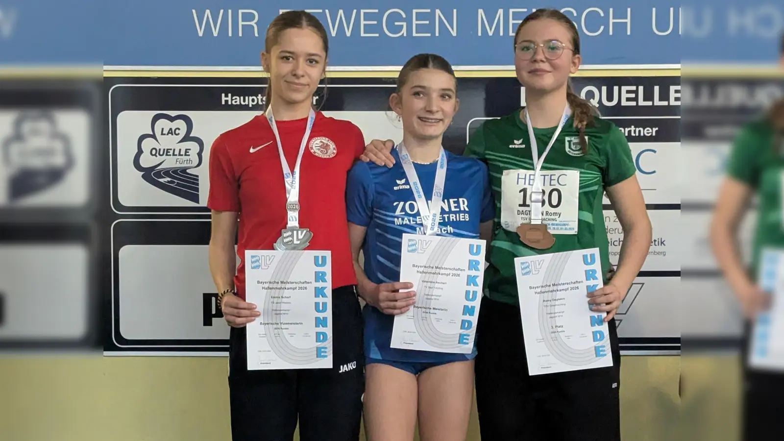 Emma Scharf (Silber), Valentina Ascherl (Gold) und Romy Dagtekin (Bronze) bei Bayerischer Mehrkampf-Meisterschaft W14 (Bild: Sabine Schnurrer)
