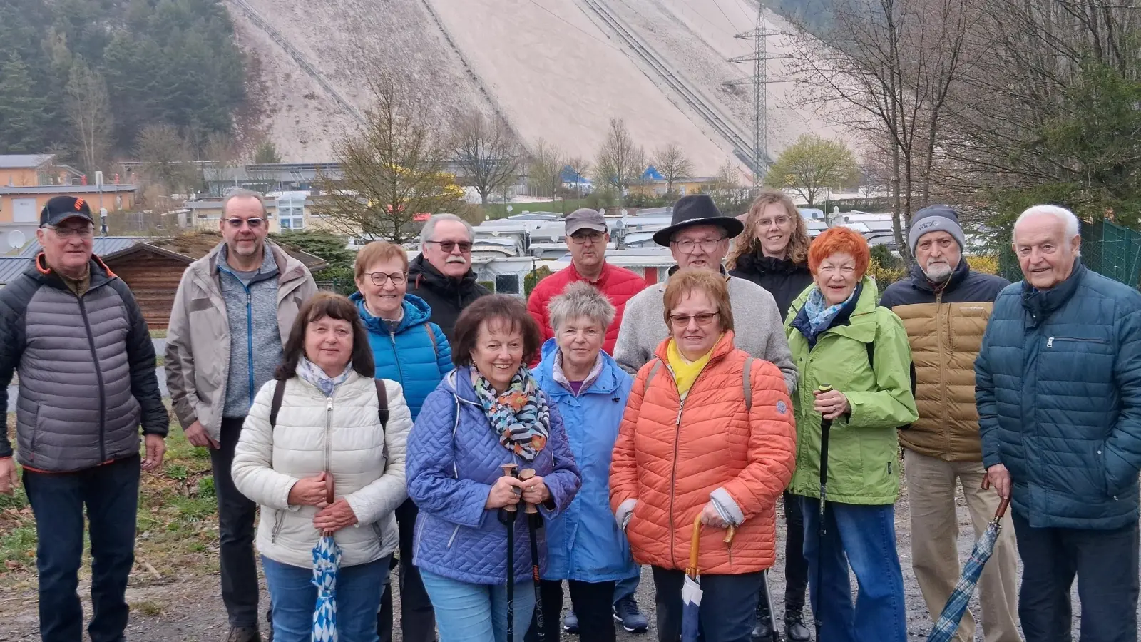 Die wanderfreudigen Aquarienfreunde (Bild: Dieter Eberl)