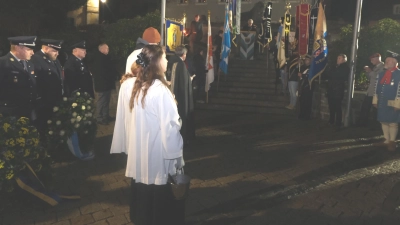 Lindner und Eismann erinnern an die Bedeutung und Versöhnung des Friedens. (Bild: Fred Lehner)