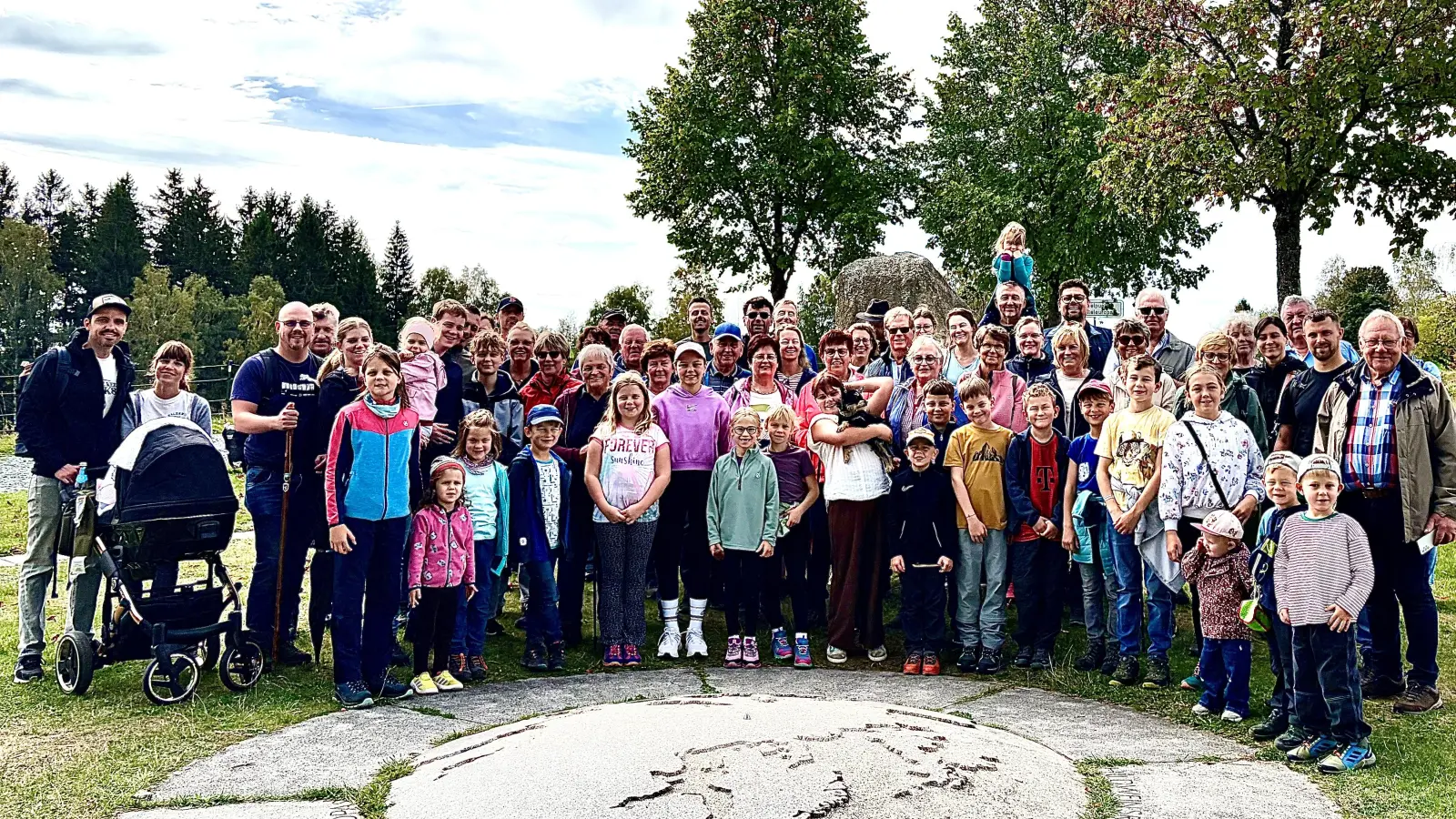 Wandergruppe der Siedlergemeinschaft Wildenau. (Bild: Carolin Renner)