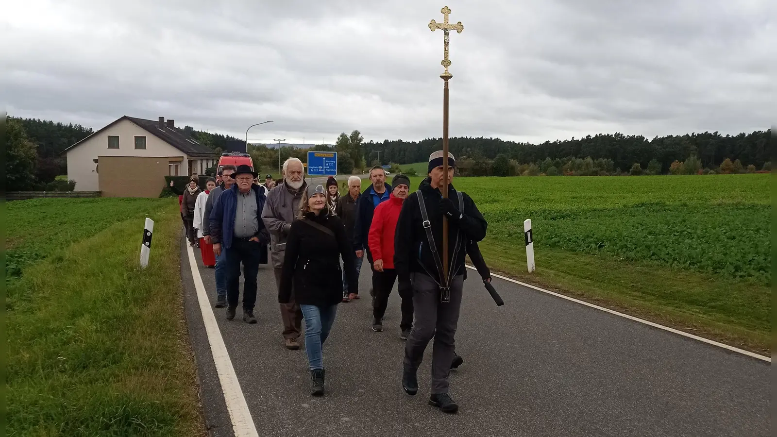 Teilnehmer der Fußwallfahrt nach Söllitz (Bild: Petra Hartinger)
