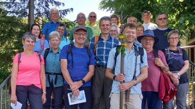 Die Wallfahrer der Pfarrei Sankt Georg hielten auch in diesem Jahr die Tradition aufrecht, zum Felixberg zu pilgern. (Bild: Martin Graser)